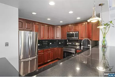 6402 City Place, Edgewater, NJ 07020 - Photo 12