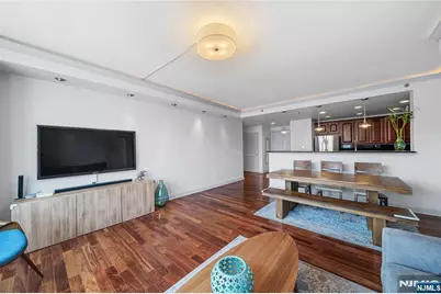 6402 City Place, Edgewater, NJ 07020 - Photo 8