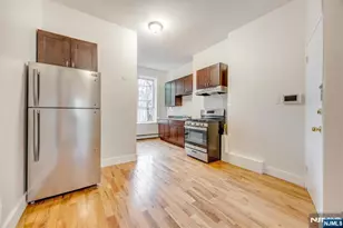 147 New York Ave 202, Jersey City, NJ 07307 - Photo 18