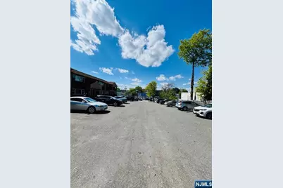 924 Stuyvesant Avenue E1 #E1, Irvington, NJ 07111 - Photo 14