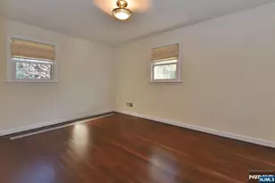 4 Marconi St, Tenafly, NJ 07670 - Photo 4