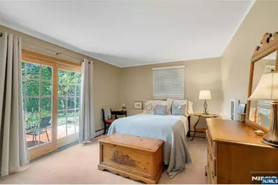 109 Malcolm Road, Mahwah, NJ 07430 - Photo 10
