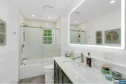 109 Malcolm Road, Mahwah, NJ 07430 - Photo 28