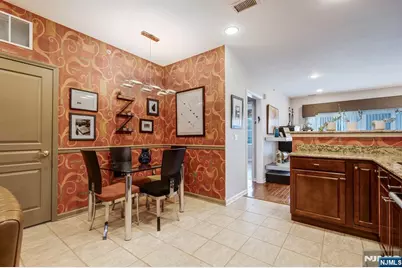10402 Warrens Way Top Floor Renov #TOP FLOOR RENOV, Wanaque, NJ 07465 - Photo 12