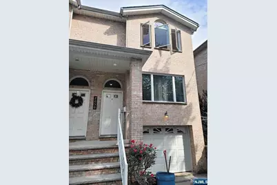 2050 Ellery Avenue A #A, Fort Lee, NJ 07024 - Photo 2