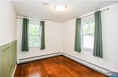 15 Bergen Street, Glen Rock, NJ 07452 - Photo 18