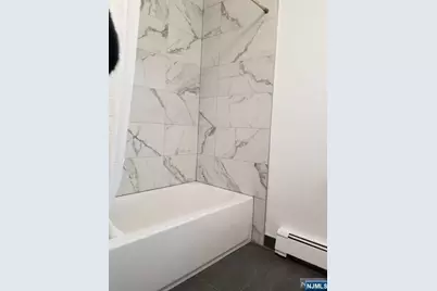 475 North Avenue 2nd Fl #2nd FL, Fort Lee, NJ 07024 - Photo 10