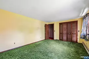 37 Nilsen Ave, Mahwah, NJ 07430 - Photo 18