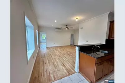 35 N Farview Avenue 1 #1, Paramus, NJ 07652 - Photo 1