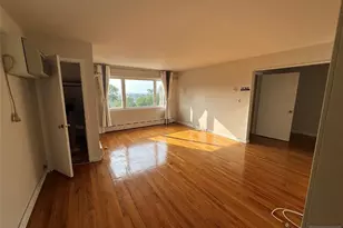 510 Studio Road 2, Ridgefield, NJ 07657 - Photo 2