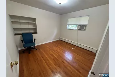 510 Studio Road 2 #2, Ridgefield, NJ 07657 - Photo 10