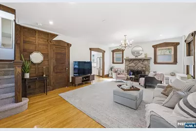 181 Highwood Avenue, Leonia, NJ 07605 - Photo 2