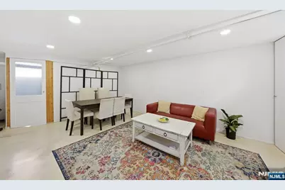181 Highwood Avenue, Leonia, NJ 07605 - Photo 18