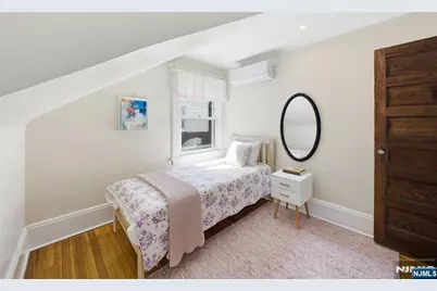 181 Highwood Avenue, Leonia, NJ 07605 - Photo 16