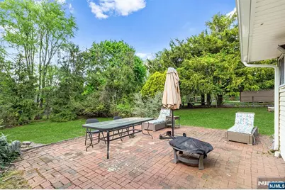 8 Halsey Lane, Closter, NJ 07624 - Photo 16