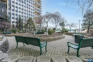 300 Winston Dr 923, Cliffside Park, NJ 07010 - Photo 26