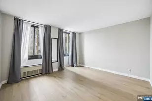 300 Winston Dr 923, Cliffside Park, NJ 07010 - Photo 8