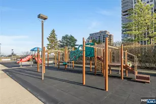 300 Winston Dr 923, Cliffside Park, NJ 07010 - Photo 30