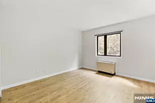 1150 River Road 4H, Edgewater, NJ 07020 - Photo 28