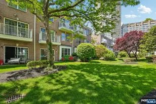 102 Abbie Ct, West New York, NJ 07093 - Photo 28