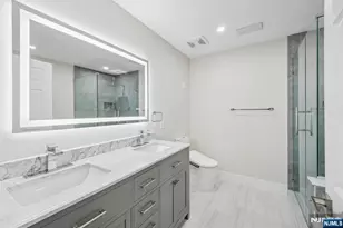 102 Abbie Ct, West New York, NJ 07093 - Photo 18