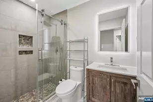 102 Abbie Ct, West New York, NJ 07093 - Photo 24