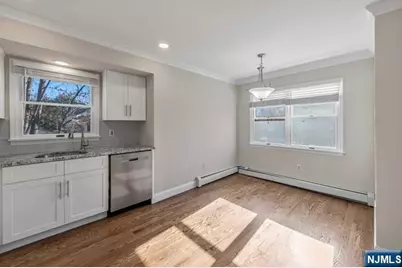 37-2 Smith Street 37-2 #37-2, Waldwick, NJ 07463 - Photo 6