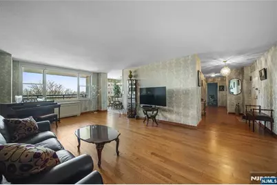2200 N Central Road 6H #6H, Fort Lee, NJ 07024 - Photo 6