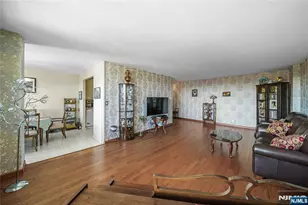 2200 N Central Road 6H, Fort Lee, NJ 07024 - Photo 8