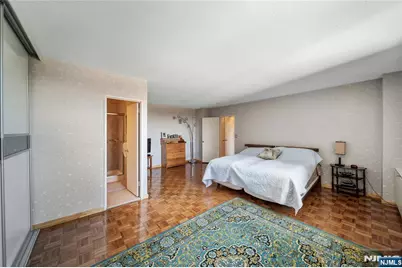 2200 N Central Road 6H #6H, Fort Lee, NJ 07024 - Photo 16