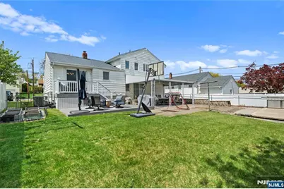 11 Barbara Drive, Clifton, NJ 07013 - Photo 24
