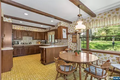 557 Taunton Road, Wyckoff Township, NJ 07481 - Photo 8