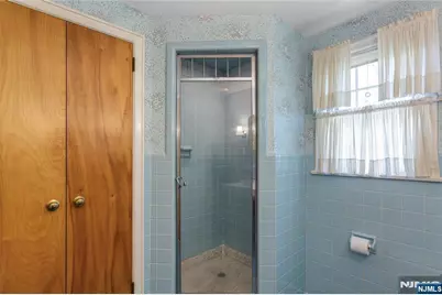557 Taunton Road, Wyckoff Township, NJ 07481 - Photo 30