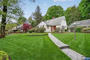 63 Alcott Rd, Mahwah, NJ 07430 - Photo 2