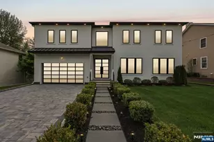 424 Ridgewood Ave, Paramus, NJ 07652 - Photo 50