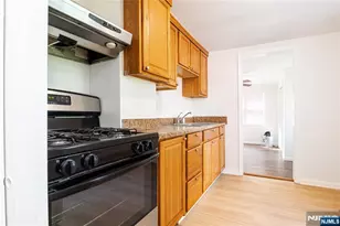 192 High St, Northvale, NJ 07647 - Photo 12