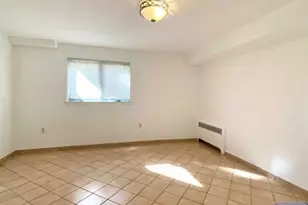 330 Westview Ave, Fort Lee, NJ 07024 - Photo 10