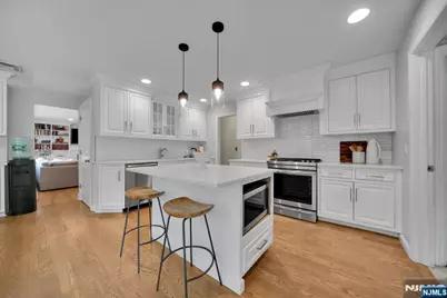 10 Carolina Place, Ridgewood, NJ 07450 - Photo 16