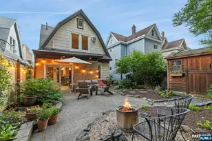 370 Undercliff Ave, Edgewater, NJ 07020 - Photo 1