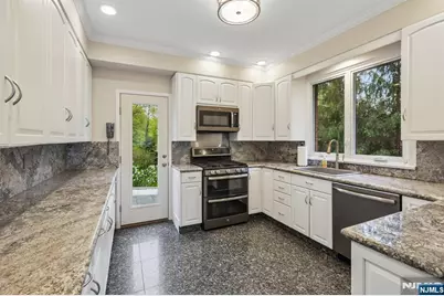 536 Illingworth Avenue, Englewood, NJ 07631 - Photo 22
