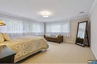 536 Illingworth Avenue, Englewood, NJ 07631 - Photo 32