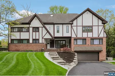 536 Illingworth Avenue, Englewood, NJ 07631 - Photo 2