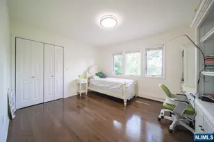 4 Mellon Ln, Tenafly, NJ 07670 - Photo 26