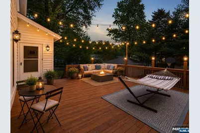 653 Ridgewood Avenue, Montclair, NJ 07043 - Photo 24