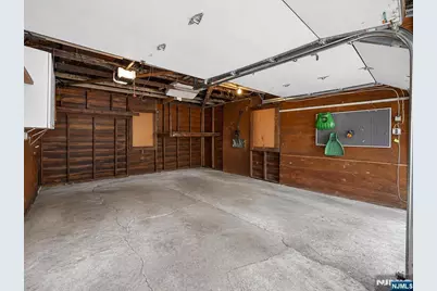 653 Ridgewood Avenue, Montclair, NJ 07043 - Photo 26