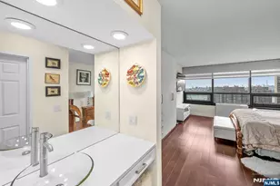 800 Palisade Ave 1701, Fort Lee, NJ 07024 - Photo 36