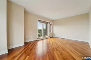 6210 City Pl, Edgewater, NJ 07020 - Photo 14