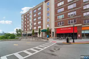 6210 City Pl, Edgewater, NJ 07020 - Photo 38