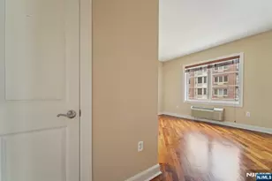 6210 City Pl, Edgewater, NJ 07020 - Photo 24