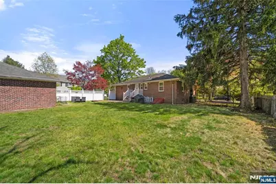 38 Carlson Court, Closter, NJ 07624 - Photo 28